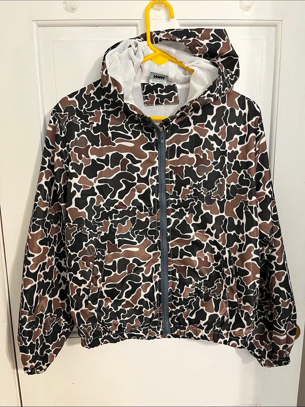 Women’s Hooded Duck Camo Windbreaker Jacket -